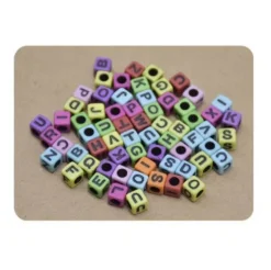 Cuentas De Letras Colores 6X6MM