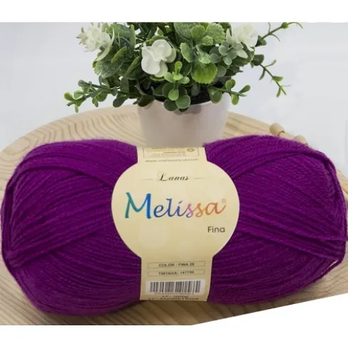 Lana Finas Morado Intenso 28